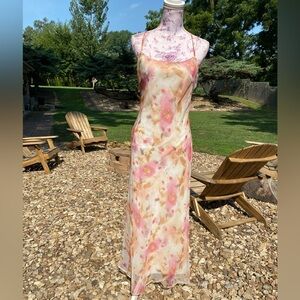 A fortiori 90s Y2K floral vintage dress